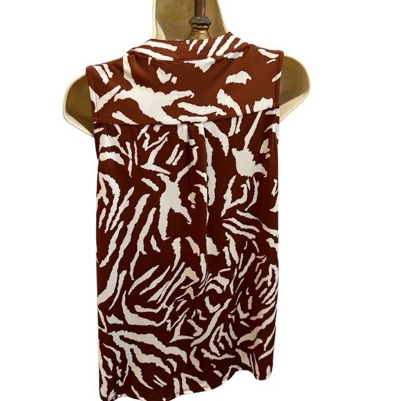 NWT Fyve Brown Zebra Abstract Women’s Sleeveless Size‎ Medium Gold Zipper Front - Picture 2 of 6